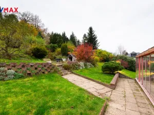 Prodej komerční nemovitosti, Měchenice, Hlavní, 330 m2