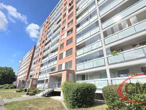 Pronájem bytu 2+kk, Praha, Dědinova, 47 m2