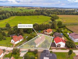 Prodej rodinného domu, Lochenice, 252 m2