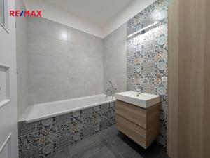 Pronájem bytu 2+1, Praha - Vršovice, Na louži, 61 m2