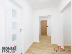 Prodej bytu 3+1, Praha - Modřany, Urbánkova, 79 m2