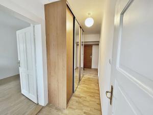 Pronájem bytu 3+1, Praha - Smíchov, Na Konvářce, 76 m2