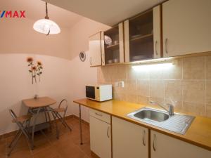 Pronájem kanceláře, Hradec Králové - Slezské Předměstí, Bieblova, 35 m2