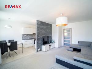 Prodej bytu 4+1, Praha - Řepy, Španielova, 90 m2
