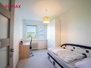 Prodej bytu 4+1, Praha - Řepy, Španielova, 90 m2