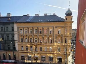 Pronájem bytu 3+1, Praha - Malá Strana, Újezd, 79 m2