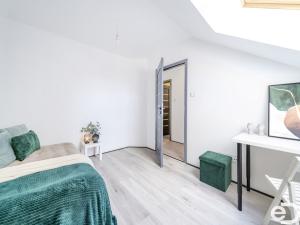 Prodej bytu 4+kk, Jaroměř, Královédvorská, 84 m2
