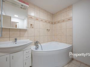 Pronájem bytu 2+1, Ústí nad Labem - Neštěmice, Mlýnská, 61 m2