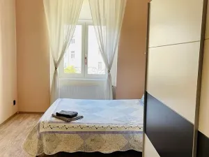 Pronájem bytu 2+kk, Praha - Vršovice, Slovinská, 55 m2