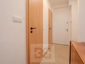 Pronájem bytu 3+kk, Praha - Záběhlice, Choceradská, 55 m2