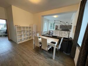 Pronájem pokoje, Hradec Králové, Fučíkova, 12 m2