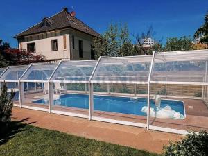 Pronájem pokoje, Hradec Králové, Fučíkova, 12 m2