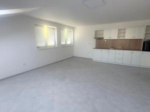 Pronájem bytu 3+kk, Frýdlant nad Ostravicí, Hlavní, 90 m2