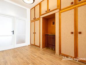 Pronájem bytu 2+1, Praha - Podolí, Na Klaudiánce, 72 m2