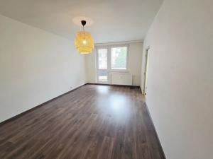 Pronájem bytu 2+1, Uherské Hradiště, Štěpnická, 58 m2
