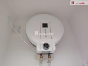 Pronájem bytu 1+kk, Děčín - Děčín III-Staré Město, Zelená, 21 m2