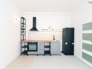 Pronájem bytu 2+1, Chomutov, Křižíkova, 82 m2