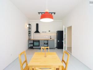 Pronájem bytu 2+1, Chomutov, Křižíkova, 82 m2