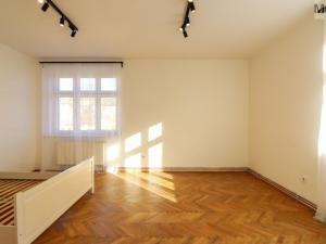 Pronájem bytu 2+1, Chomutov, Křižíkova, 82 m2