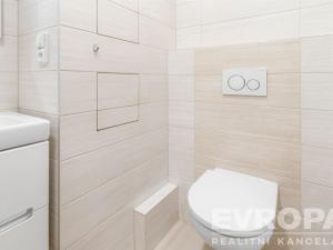 Pronájem bytu 2+1, Praha - Malešice, Skřivanská, 54 m2