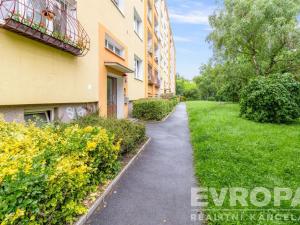 Pronájem bytu 2+1, Praha - Malešice, Skřivanská, 54 m2