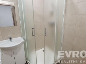 Pronájem bytu 3+1, Svoboda nad Úpou, Rýchorské sídliště, 77 m2