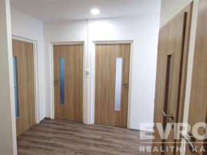 Pronájem bytu 3+1, Svoboda nad Úpou, Rýchorské sídliště, 77 m2