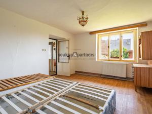 Prodej rodinného domu, Běrunice, V Koutě, 222 m2