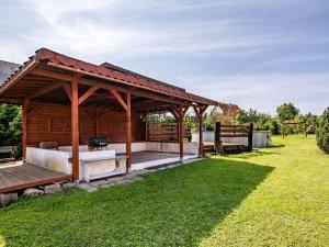 Prodej rodinného domu, Běrunice, V Koutě, 222 m2