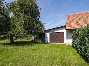 Prodej rodinného domu, Běrunice, V Koutě, 222 m2