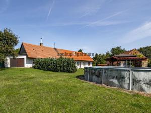 Prodej rodinného domu, Běrunice, V Koutě, 222 m2