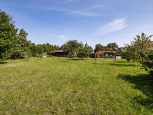 Prodej rodinného domu, Běrunice, V Koutě, 222 m2