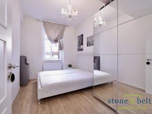Pronájem bytu 1+1, Praha - Libeň, Vacínova, 39 m2