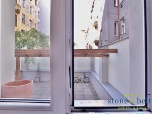 Pronájem bytu 1+1, Praha - Libeň, Vacínova, 39 m2