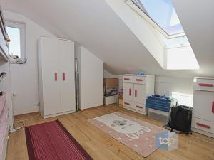 Prodej bytu 4+kk, Praha, Formanská, 115 m2