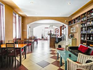 Prodej restaurace, Praha - Smíchov, Zborovská, 156 m2