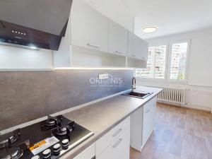 Pronájem bytu 2+1, Chomutov, Březenecká, 62 m2