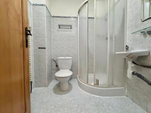 Pronájem bytu 1+1, Praha - Smíchov, U Santošky, 45 m2