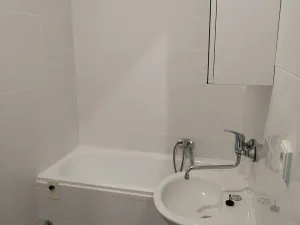 Pronájem bytu 2+1, Pardubice, Sladkovského, 72 m2