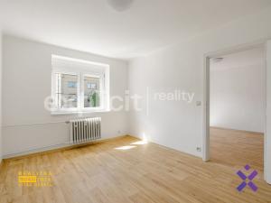 Prodej bytu 2+1, Zlín, Štefánikova, 53 m2