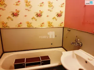 Prodej bytu 2+1, Uherský Brod, Hlavní, 56 m2