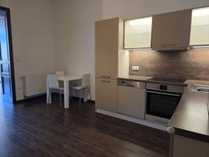 Pronájem bytu 1+1, Hradec Králové, Velké náměstí, 59 m2