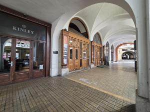 Pronájem bytu 1+1, Hradec Králové, Velké náměstí, 59 m2