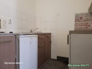 Pronájem bytu 1+1, Praha - Smíchov, U Santošky, 45 m2