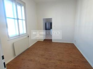 Pronájem kanceláře, Praha, Na Březince, 150 m2