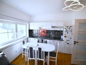 Prodej bytu 2+kk, Olomouc, Dolní náměstí, 61 m2