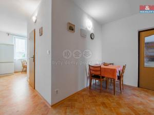 Prodej bytu 2+1, Cheb, Matěje Kopeckého, 64 m2