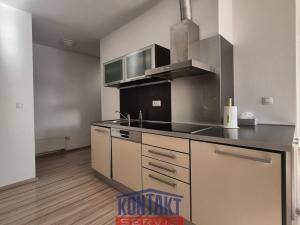 Pronájem bytu 3+kk, České Budějovice, Spojovací, 82 m2