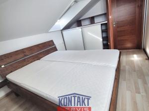 Pronájem bytu 3+kk, České Budějovice, Spojovací, 82 m2