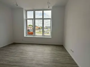 Pronájem bytu 2+kk, Břehy, K Pile, 50 m2